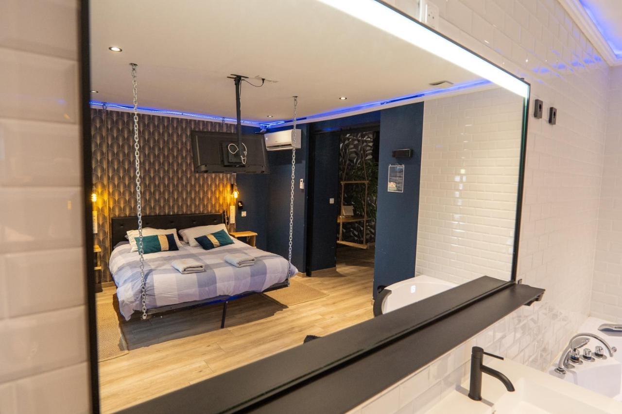 Capsule Temps Suspendu - Balneo, Home Cinema & Billard วาลองเซียนส์ ภายนอก รูปภาพ