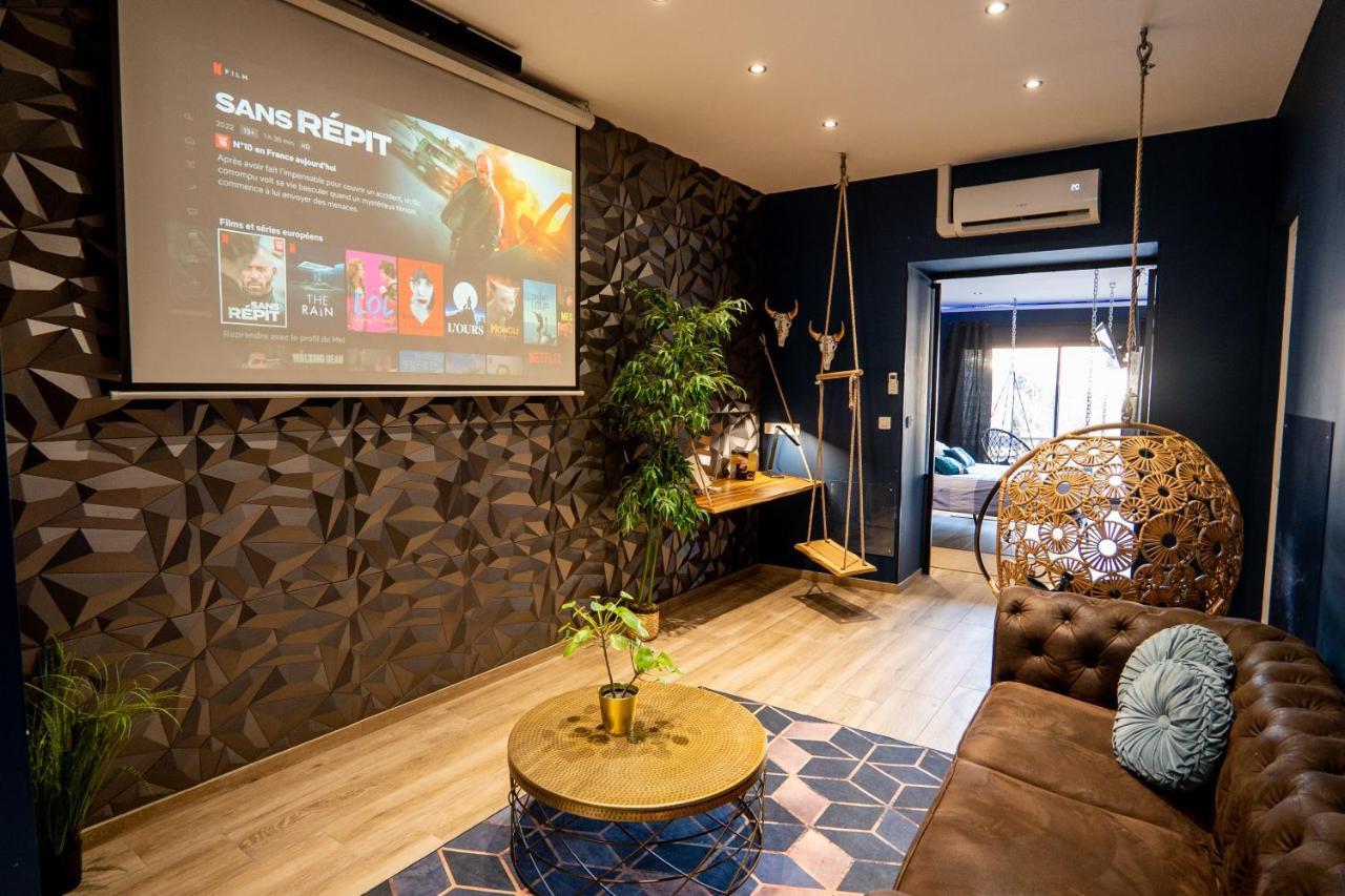 Capsule Temps Suspendu - Balneo, Home Cinema & Billard วาลองเซียนส์ ภายนอก รูปภาพ