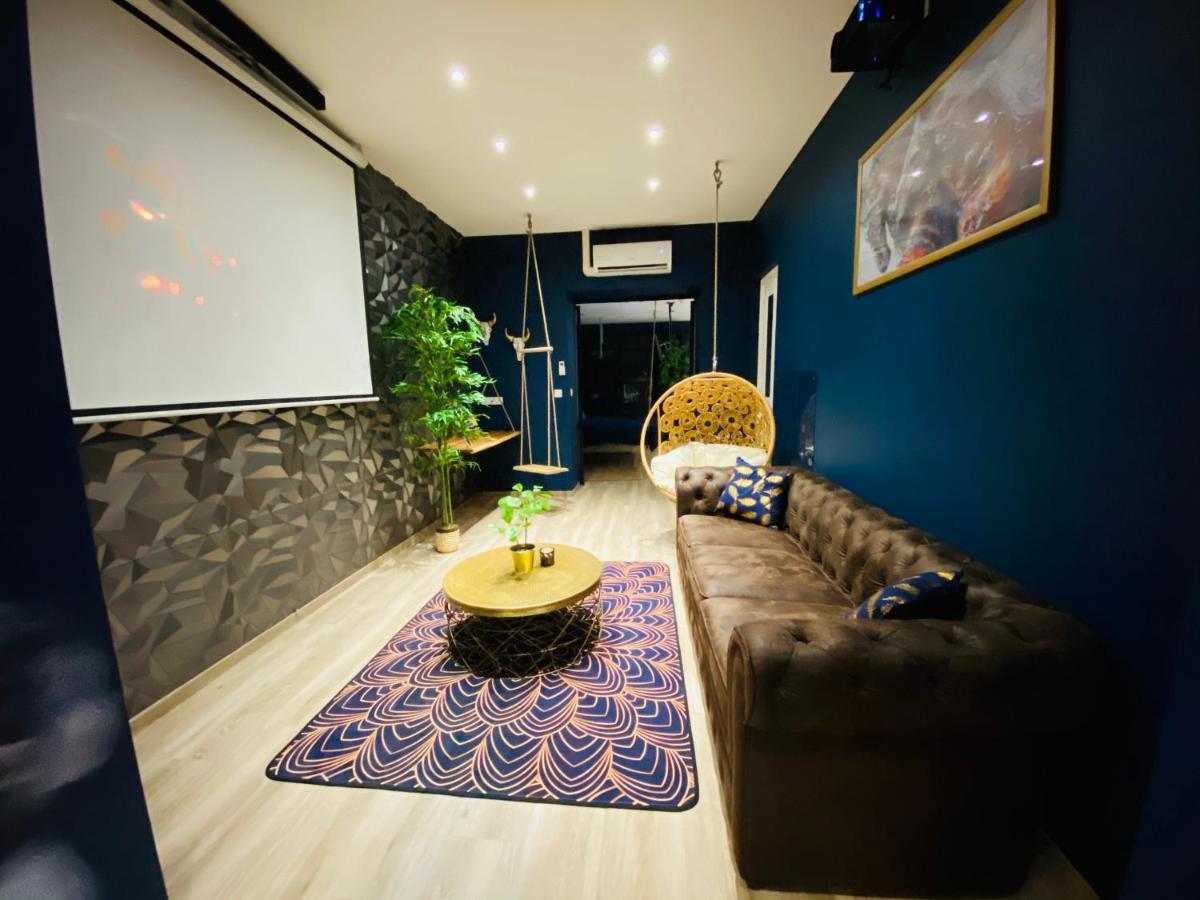 Capsule Temps Suspendu - Balneo, Home Cinema & Billard วาลองเซียนส์ ภายนอก รูปภาพ