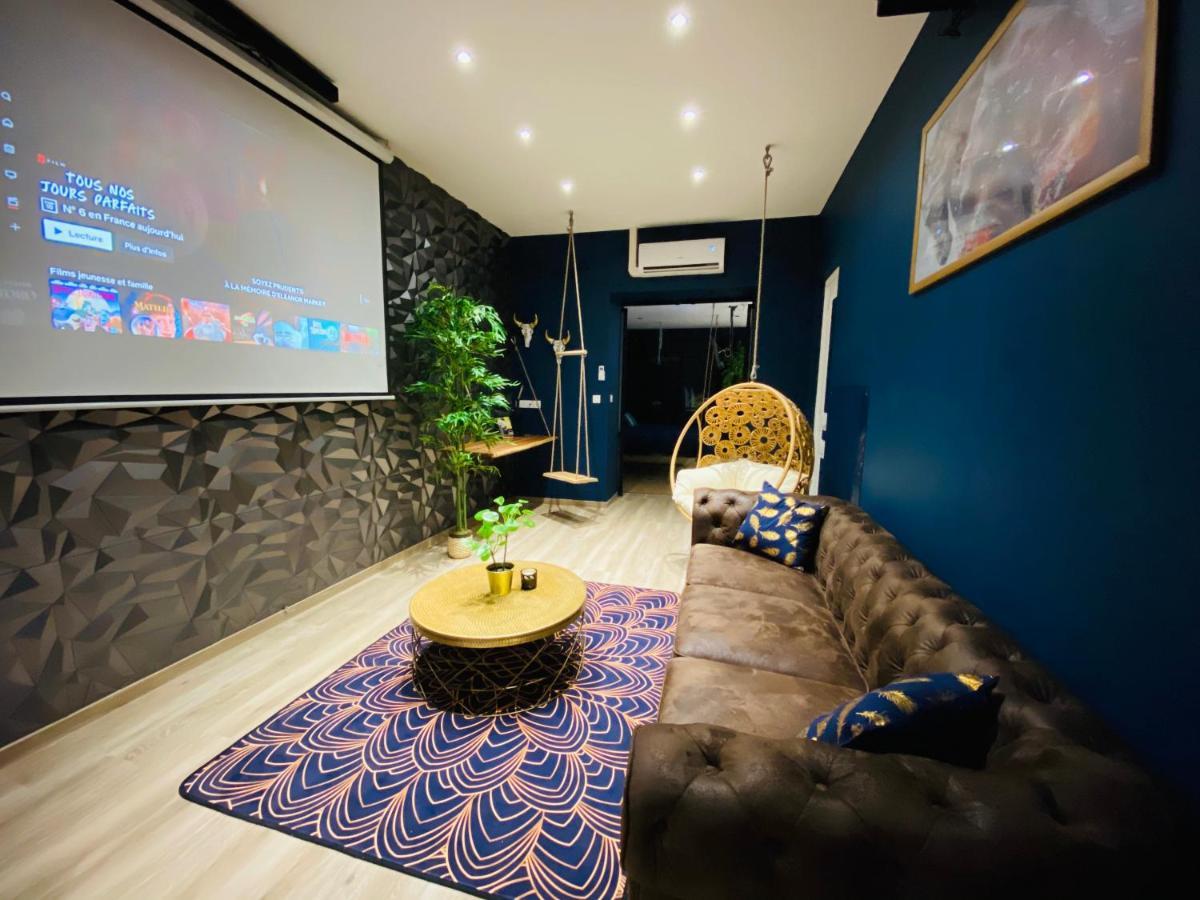 Capsule Temps Suspendu - Balneo, Home Cinema & Billard วาลองเซียนส์ ภายนอก รูปภาพ