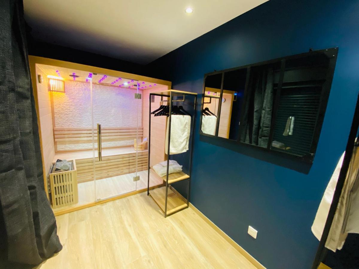 Capsule Temps Suspendu - Balneo, Home Cinema & Billard วาลองเซียนส์ ภายนอก รูปภาพ
