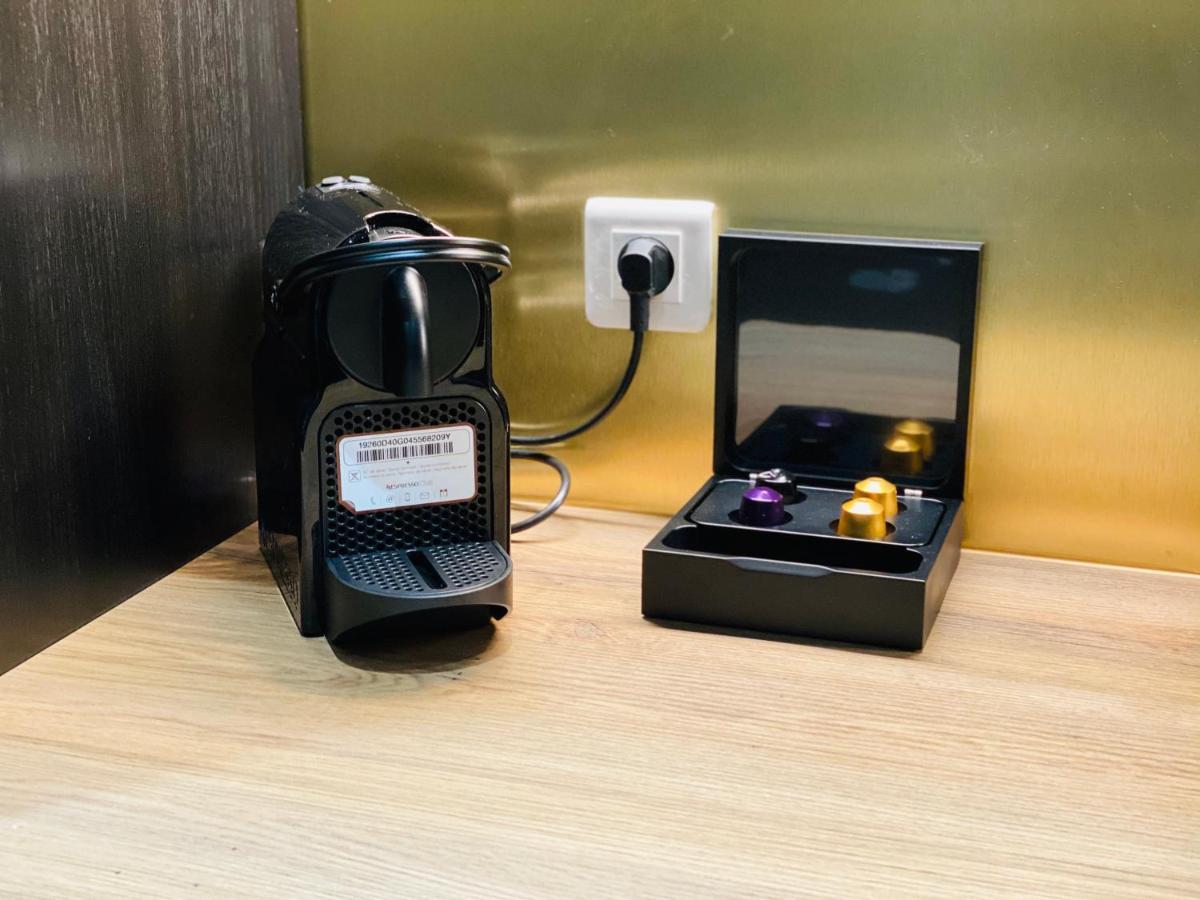 Capsule Temps Suspendu - Balneo, Home Cinema & Billard วาลองเซียนส์ ภายนอก รูปภาพ