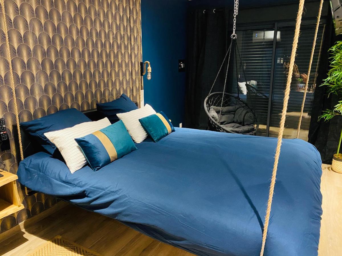 Capsule Temps Suspendu - Balneo, Home Cinema & Billard วาลองเซียนส์ ภายนอก รูปภาพ